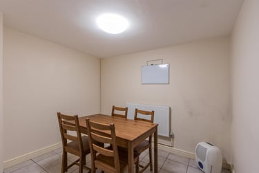 1 bed house, Newport Road, Roath, Cardiff, CF241AH - Image 9